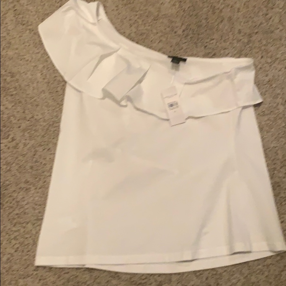 One shoulder with ruffle top